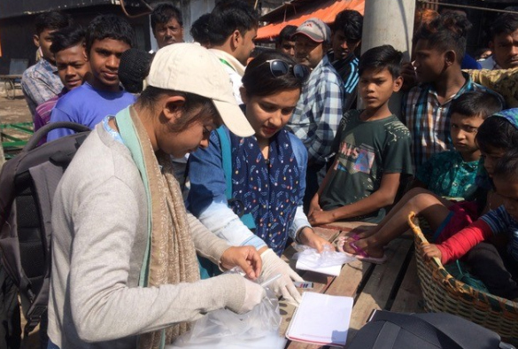 Collecting parasitic worms in Bangladesh